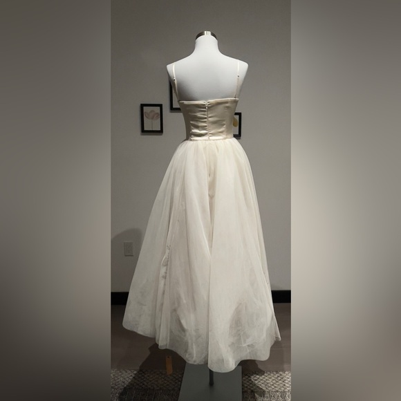 Gorgeous dress Reformation alouette flor de latte size 0 - Picture 6 of 14